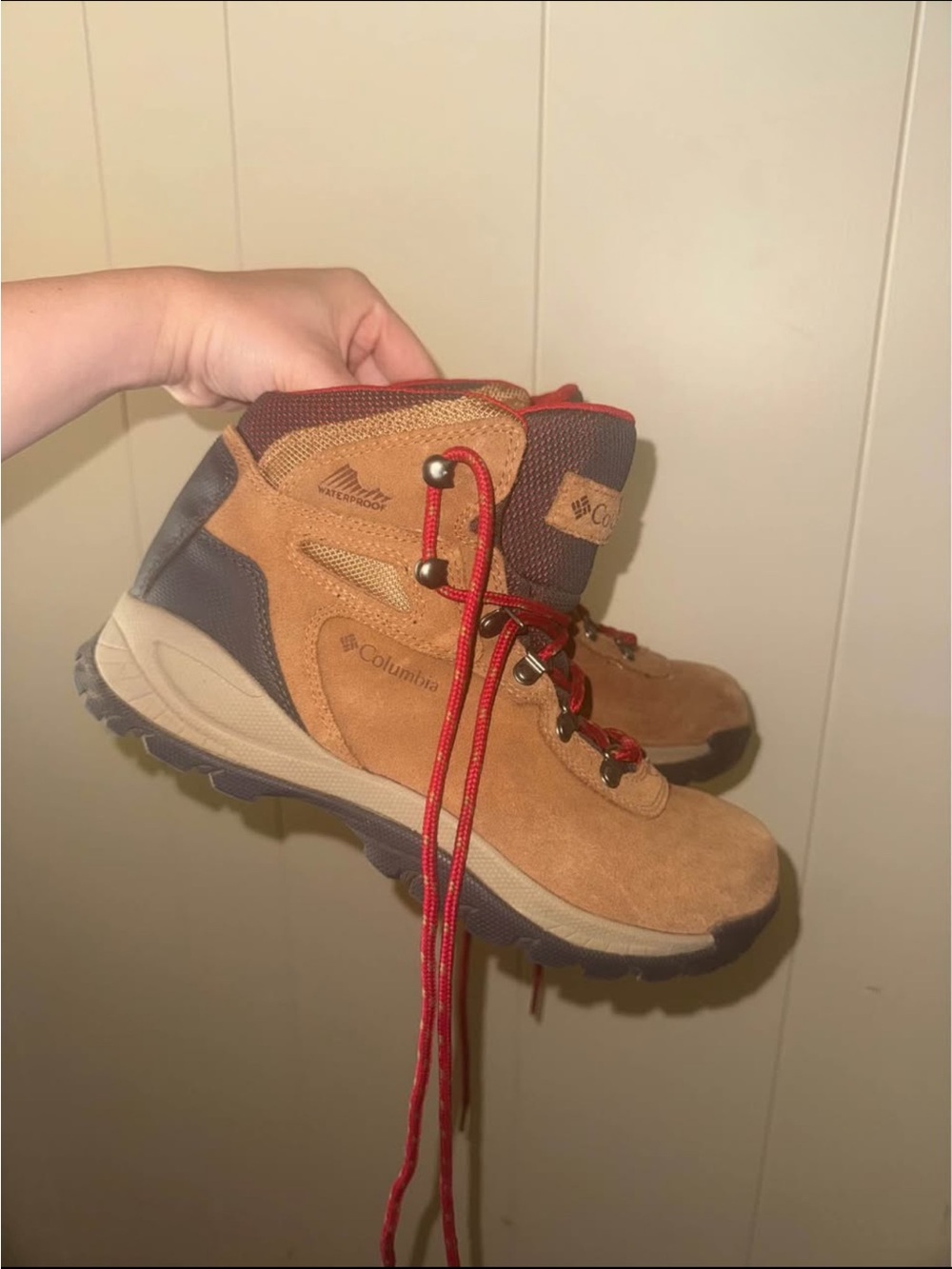 Columbia Brown Suede Hiking Boots with Red Accents
